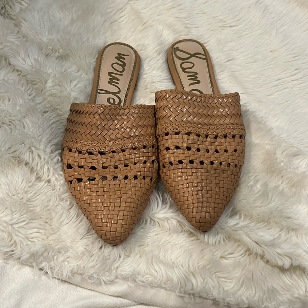 Sam Edelman Natalya mules in tan. Size 11